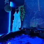 Apartamento CoconRoom LEden Balnéo&Moment Unique à deux Montagnac (Herault)