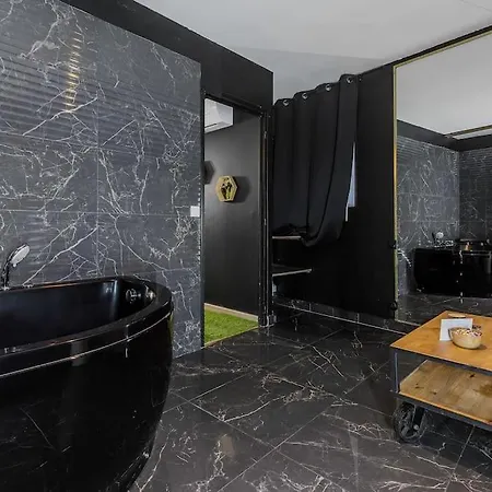 公寓 Coconroom Leden Balneo & Moment Unique A Deux